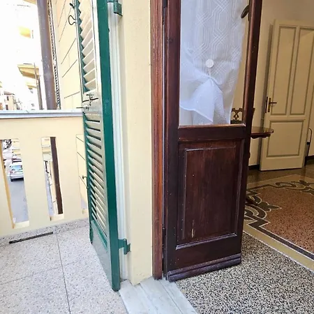 Trieste 8 Appartamento Rapallo