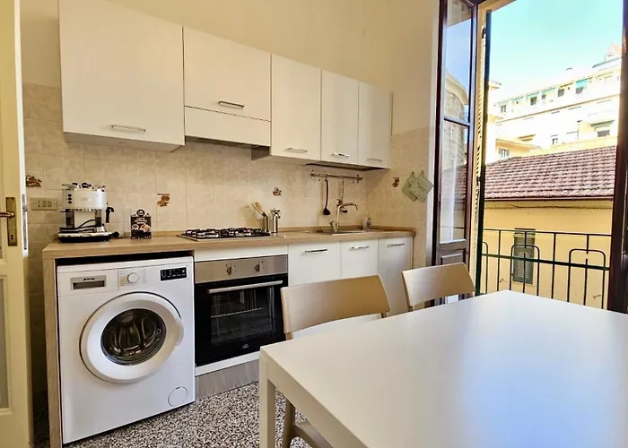 Trieste 8 Apartment *