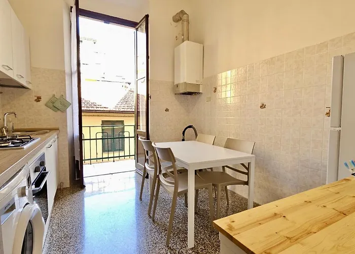 Trieste 8 Apartment *