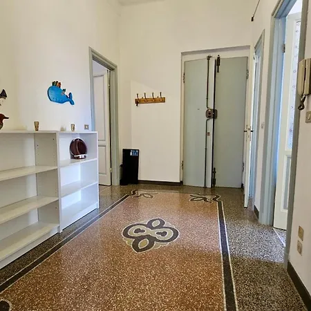 Trieste 8 * ראפאלו